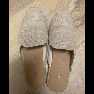 TOMS slip ons